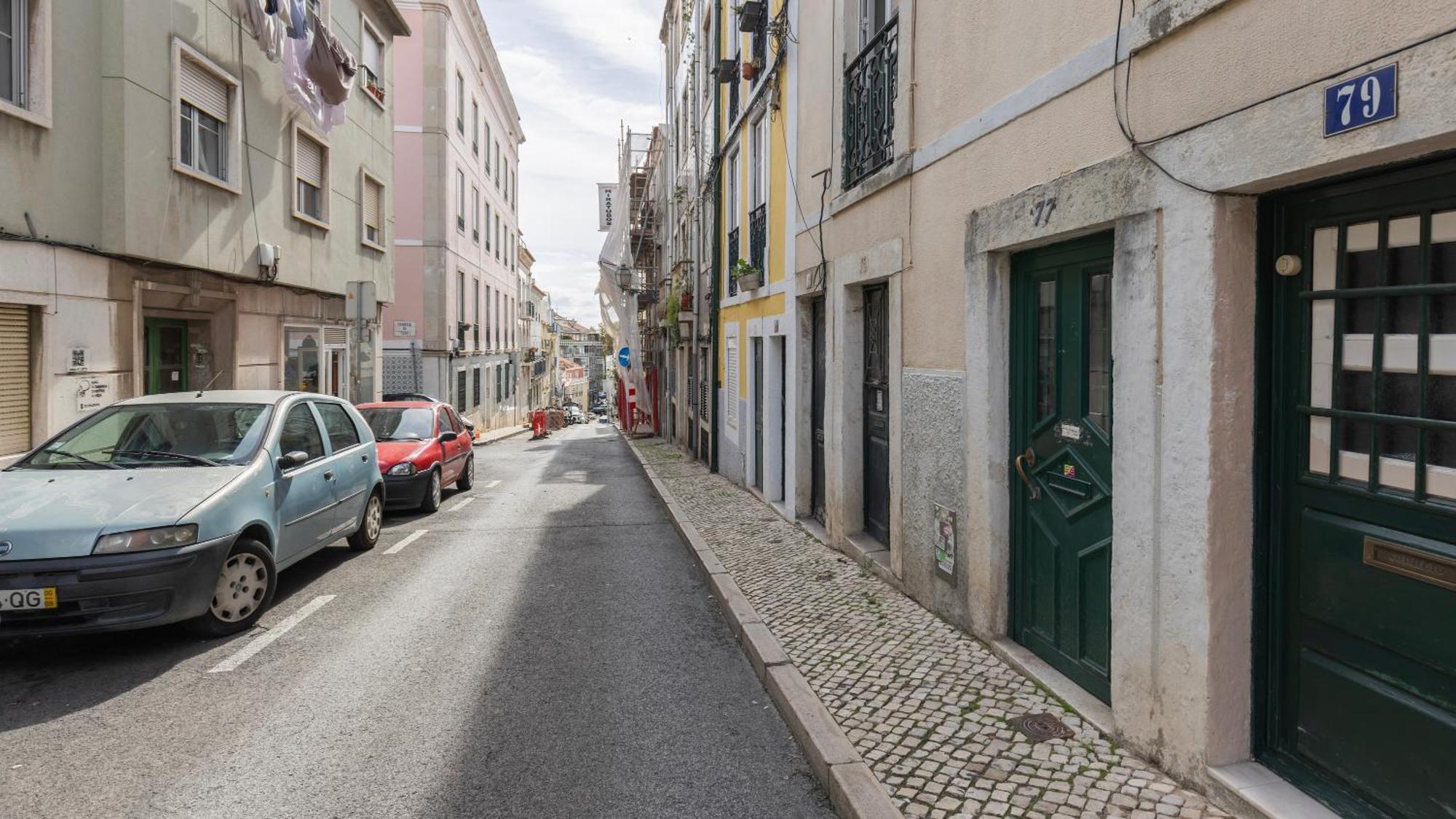 Sunny Design Apt In Praca Das Flores By Lovelystay Lisbon Exterior photo